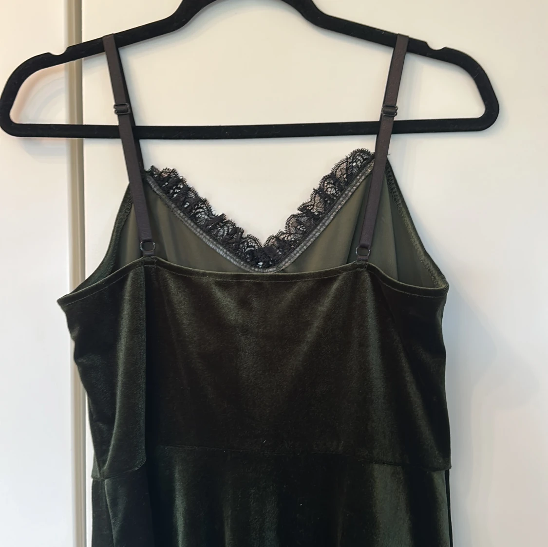 Grön sammets klänning  - 92