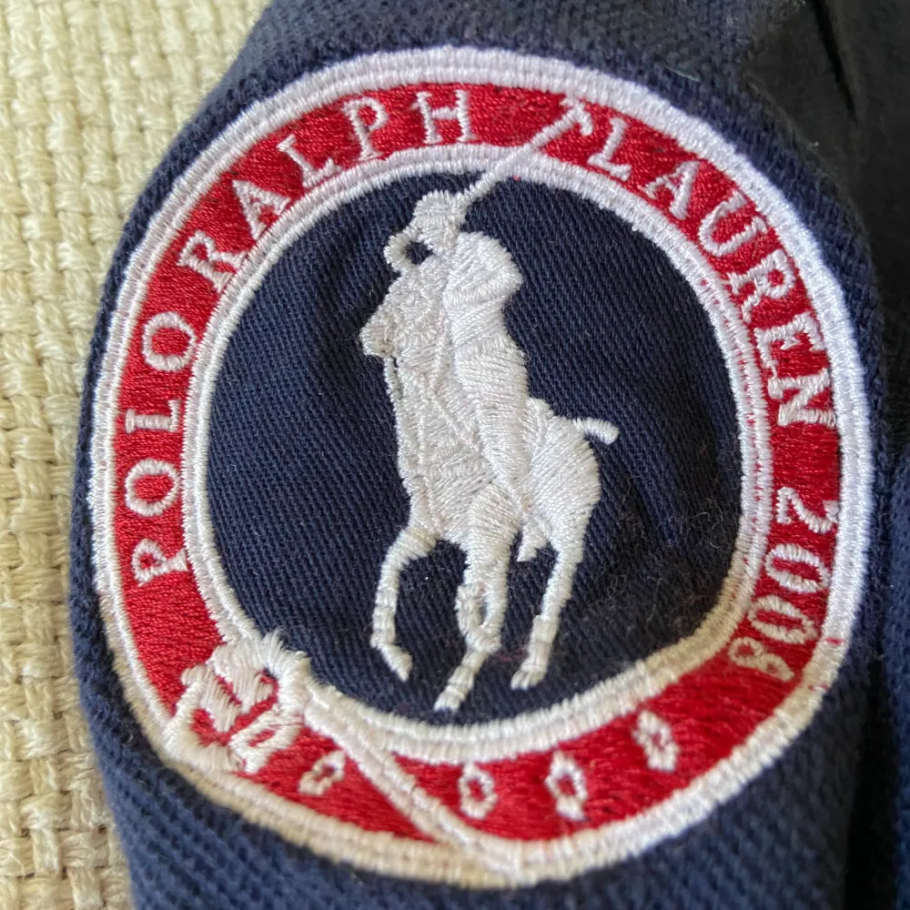 Vintage Ralph Lauren piké från OS 2008. Barn kille 12-14. T-shirts.