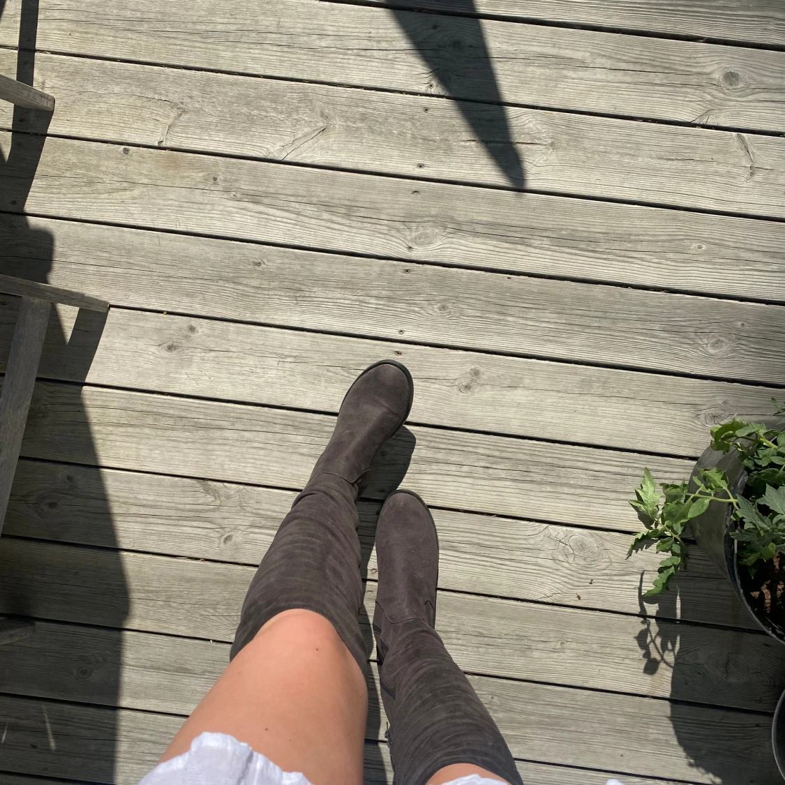 Knähöga Stövlar i mocka  - 90