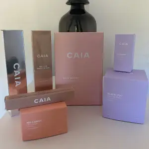 Säljer detta kit med produkter från caia. Värde 2199kr!! Allt är såklart oanvänt med förpackningarna kvar! Finns även separata annonser om man är intresserad av enskild produkt! Bara att höra av sig vid funderingar!🤗💗