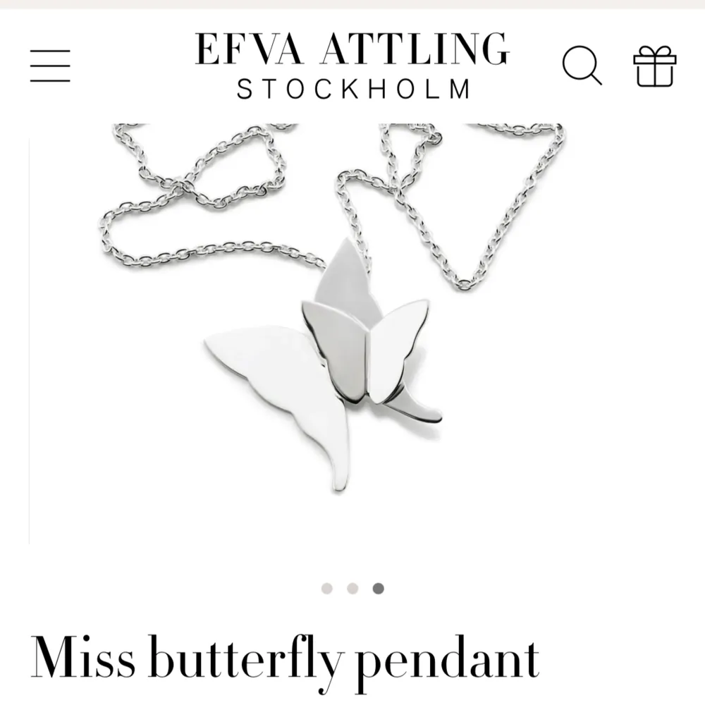 säljer detta fina halsband då jag aldrig använt de efter att jag fick de i present. 💗 Nypris: 2 100 kr . Accessoarer.