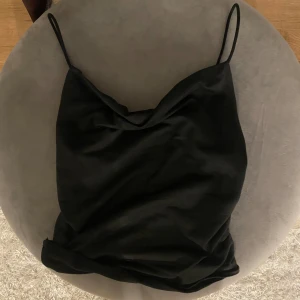 Topp - Svart fest topp linne 