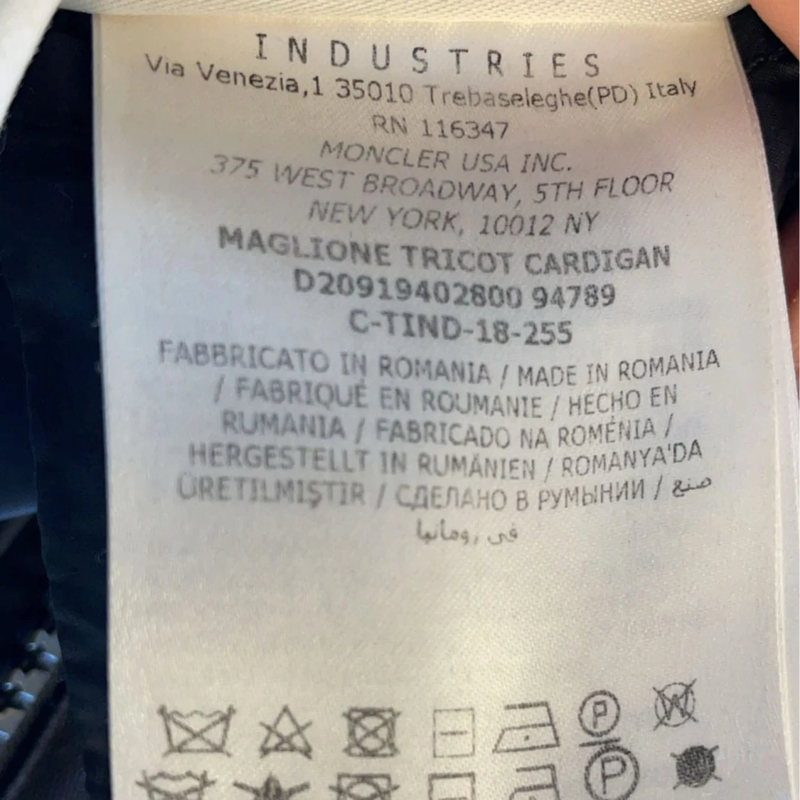 Moncler cardigan storlek M - 91