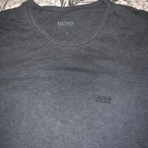 Hugo boss tröja  - Oanvänd. 