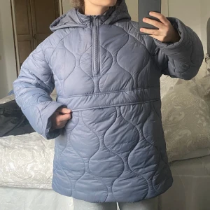 Snygg jacka! - Perfekt som vår/höst jacka!