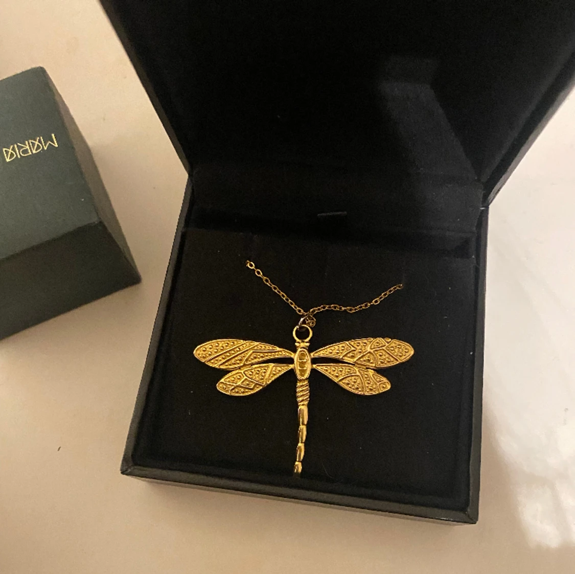 Trollsländ halsband