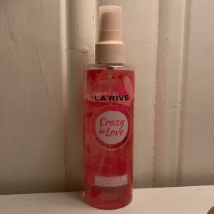 Body & hair mist - Lite använd annars bra skick. Crazy in love.❤️