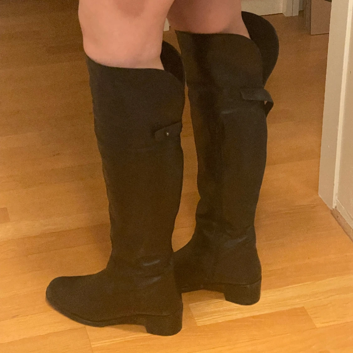 Svarta stövlar - 91