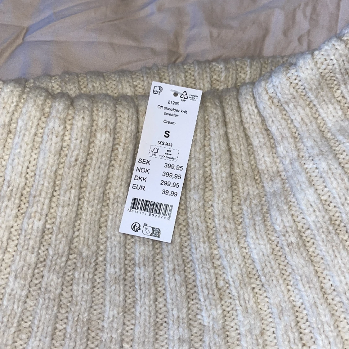 Stickad tröja från Ginatricot - 91