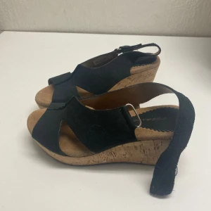 Svarta klackar - Från Nilsons shoes, bra skick, storlek 37 :)
