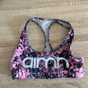 Aimn sport BH - En sport bh från märket Aimn 