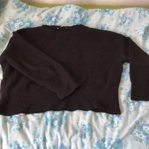 Stickad tröja - Bra skick 