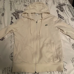 Lacoste zip  - Lacost zip, köpt för 1200 ca 7 månader sedan