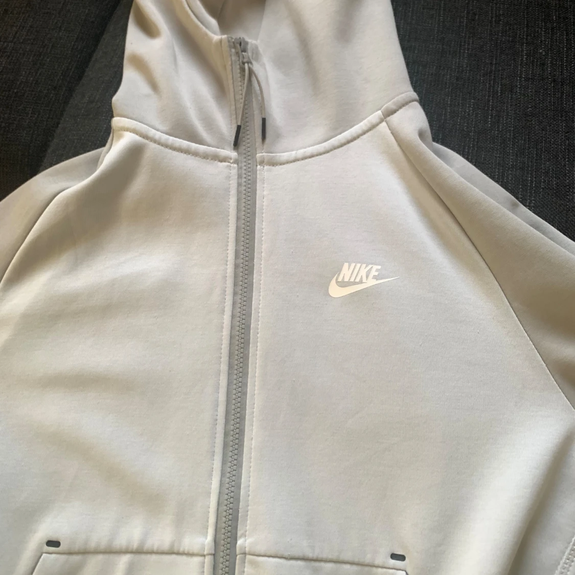Säljer Tech fleece 
