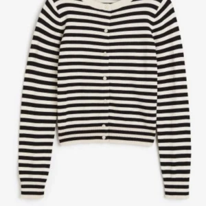 Randig cardigan - Randig cardigan från HM. Endast använd 2 ggr! 🦓