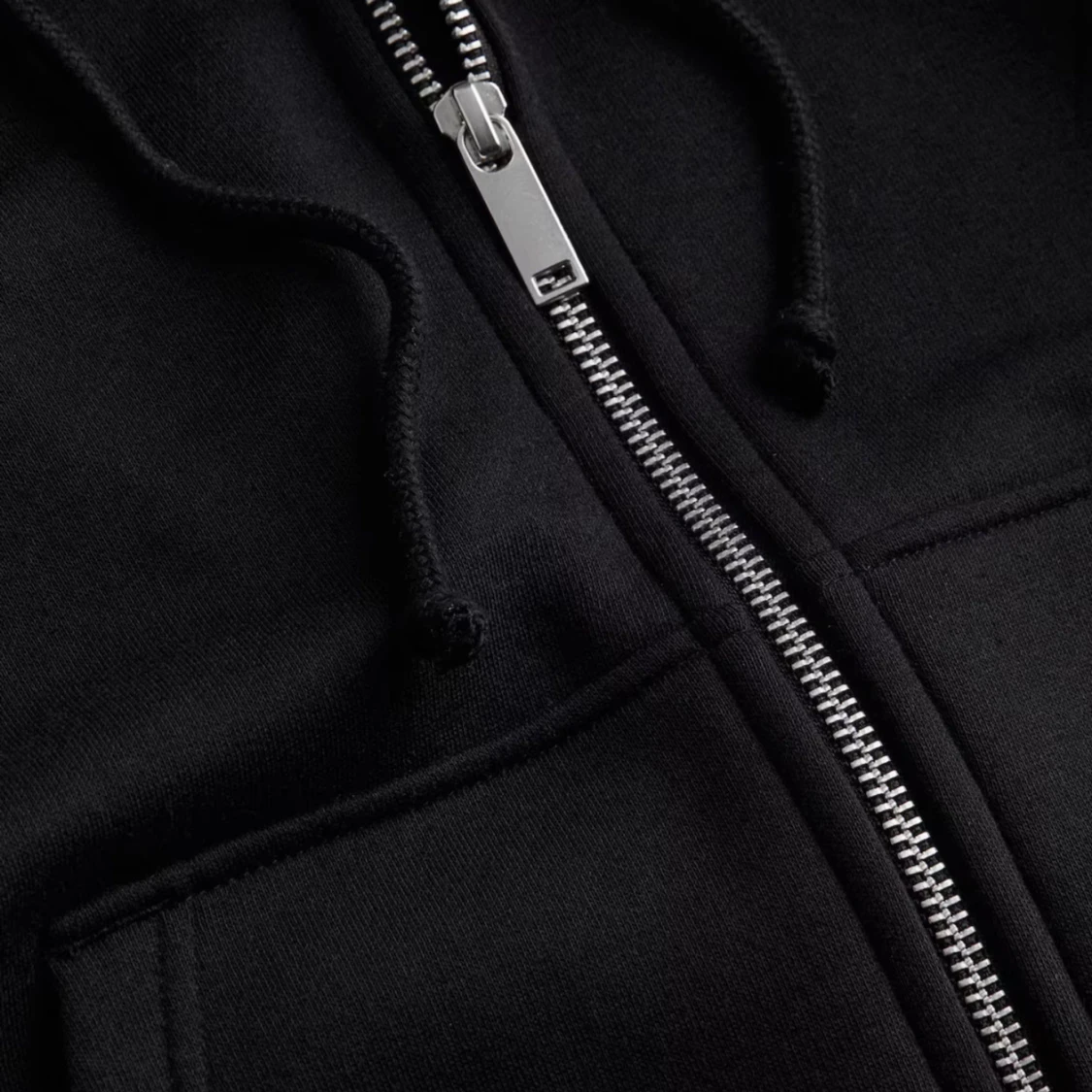 Svart hoodie med dragkedja - 91