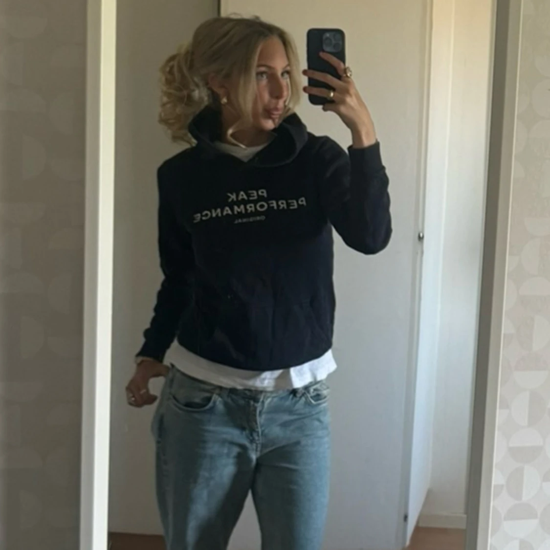 Peak performance hoodie