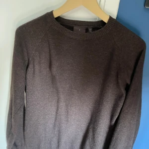 Oscar Jacobsson tröja - Tjocktröja från Oscar Jacobsson superskön i nytt skick