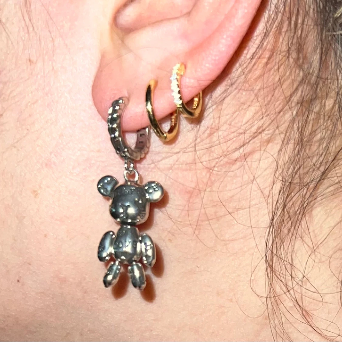 Örhängen nalle björn hjärta hoops - 91