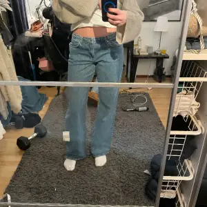 Jeans, helt nya med lappen kvar