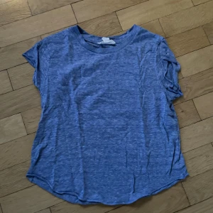Top - Blå lila topp 