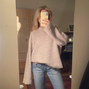 Stickad tröja - Så mysig o fin!