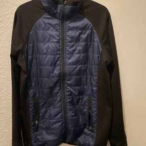 Vindjacka - Vindjacka jag tror den är från newyorker men är inte helt säker på de! 