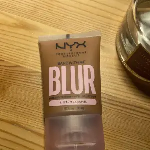 Nyx blur foundation 