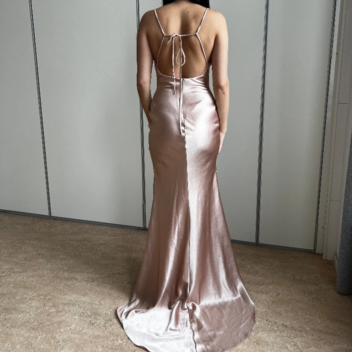 Satinklänning  - 90