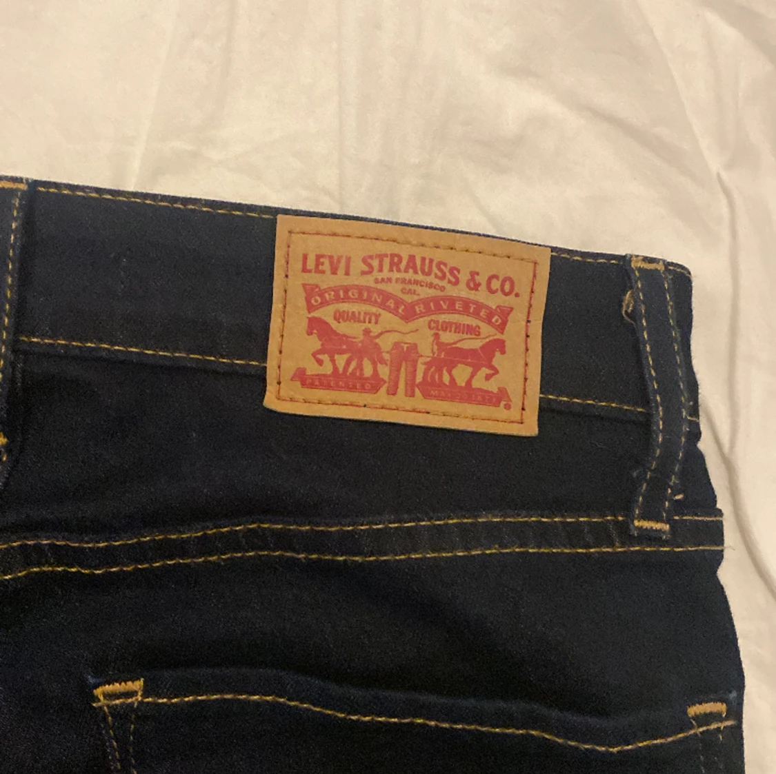 Mid waist jeans från levis💕💕💞  - 91