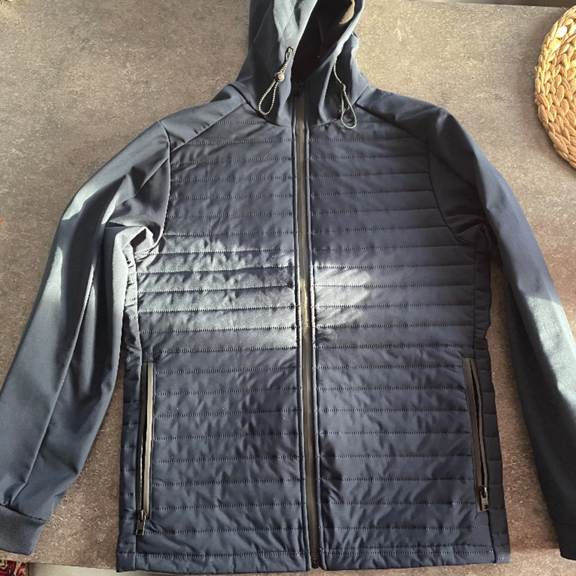 Helt ny vindjacka  - 90