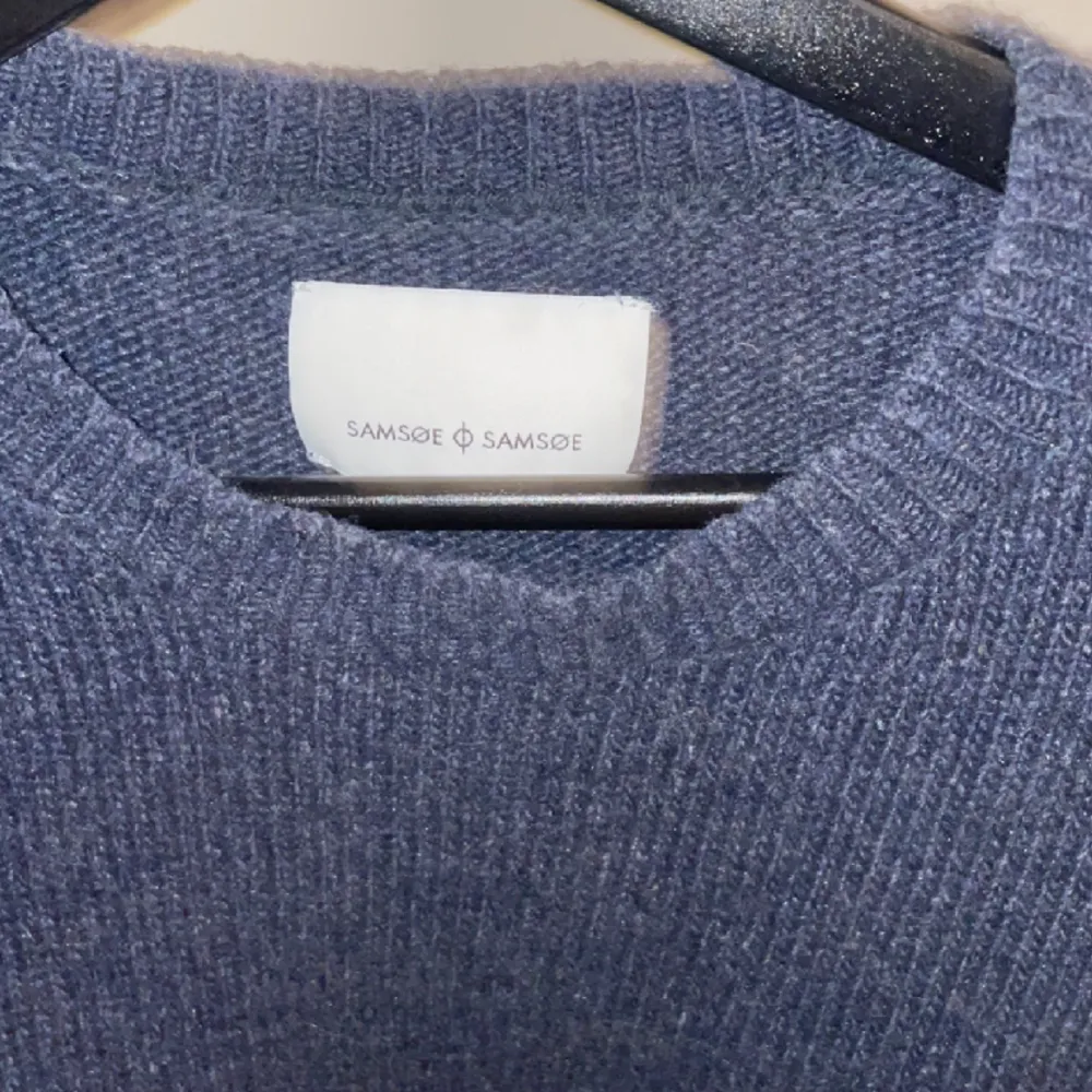 Bra skick, fin tröja säljer eftersom tröjan ej kommer till användning.  Nypris: 1500 k r- Mitt pris: 249 kr . Tröjor & Koftor.