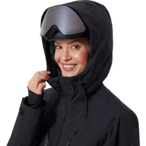 Mcklinley Skidjacka - Köpt förra säsong men endast används fåtal gånger så i helt felfritt skick!  Nypris - 1799kr  Strl 40 men passar mig som har S/M