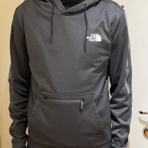 North Face Hoodie  - Såld
