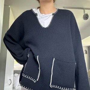 Zara Tröja  - Tröja från Zara. Aldrig använt. Storlek M. Oversized. 