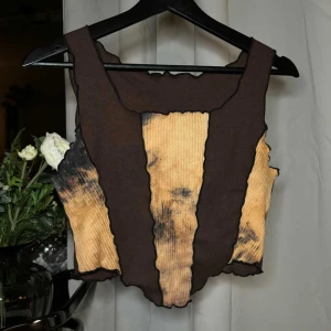 Batikmönstrad topp - Jättefin topp från SHEIN med batikmönster.