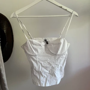 Festtopp - Jätte snygg fest topp ifrån H&m💖💖💖