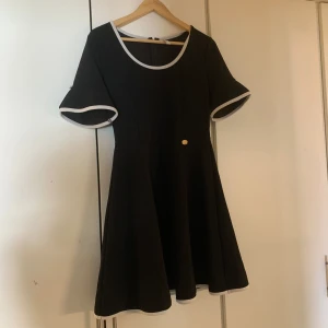 Klänning  - Mycket fint skick!