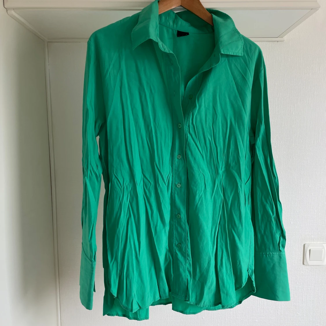 Skjorta grön M/L oversize  - 92