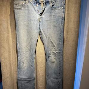 Jeans från Arket, använda men i gott skick! Straight fit