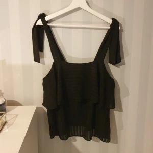 Topp - Oanvänd topp från Carin Wester 