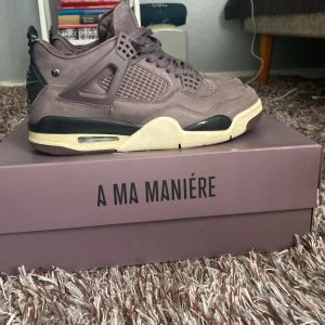 Jordan 4s a ma maniere  - Säljer mina Jordan 4s Pga ingen användning helt Finna och itsället för köp kan jag tradea med. vill ha seriösa köpare!!!!! Priset kan diskuteras