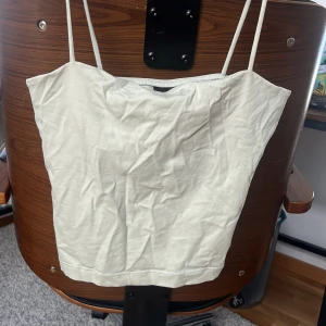 Linne - Ljusgrönt linne i fint skick 