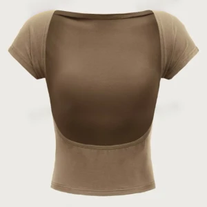 Topp - Beige öppen rygg topp som knappt är använd 