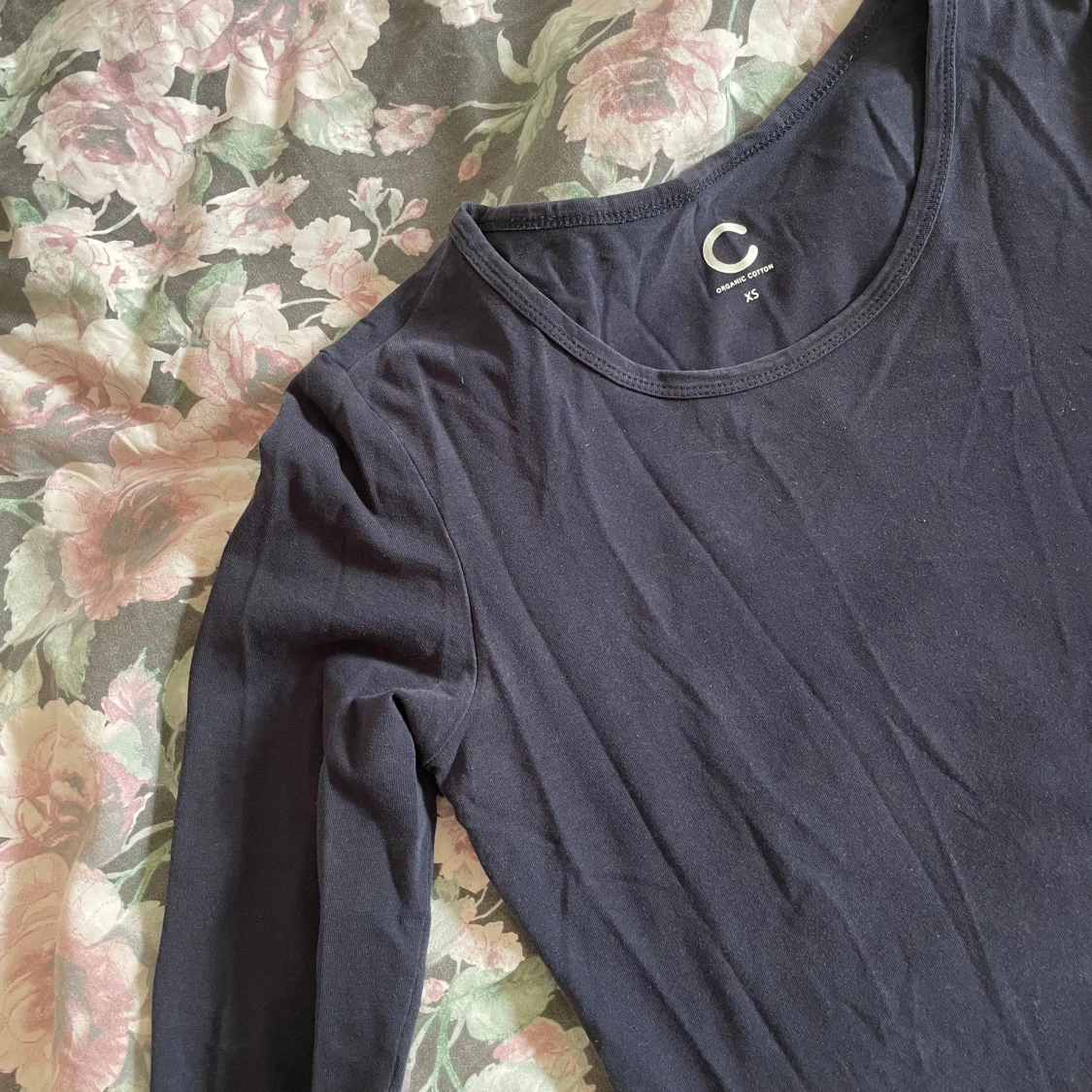 Basic långärmad tröja marinblå💙 - 91