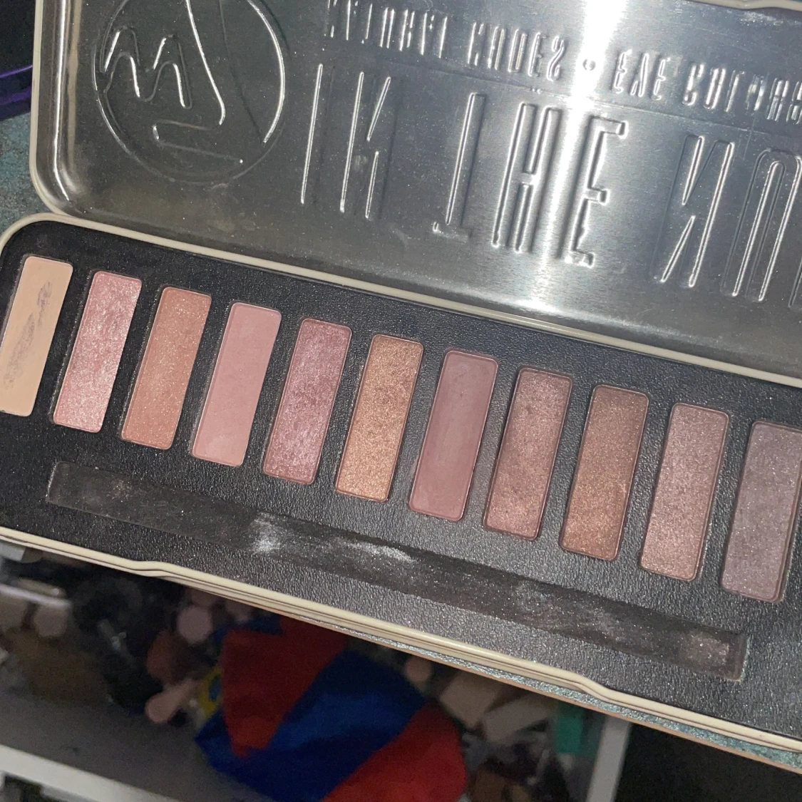 Eyeshadow palettes - 93