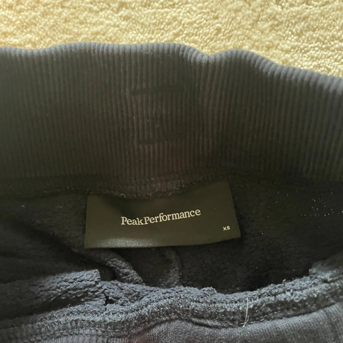 Mjukisbyxor från peak performance  - 91