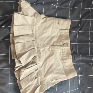 En Ralph lauren kjol - Ralph lauren kjol ,aldrig använt 👌💗