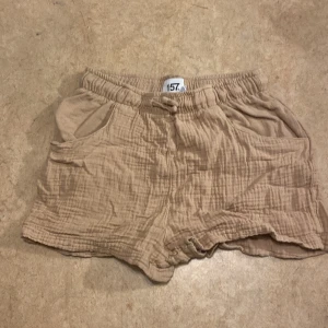 Shorts  - I bra skick änväda cirka 5 gånger. Säljer då dem är lite för korta❤️
