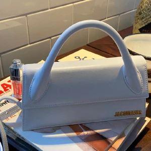 Jacquemus väska  - Jacquemus väska, bra skick